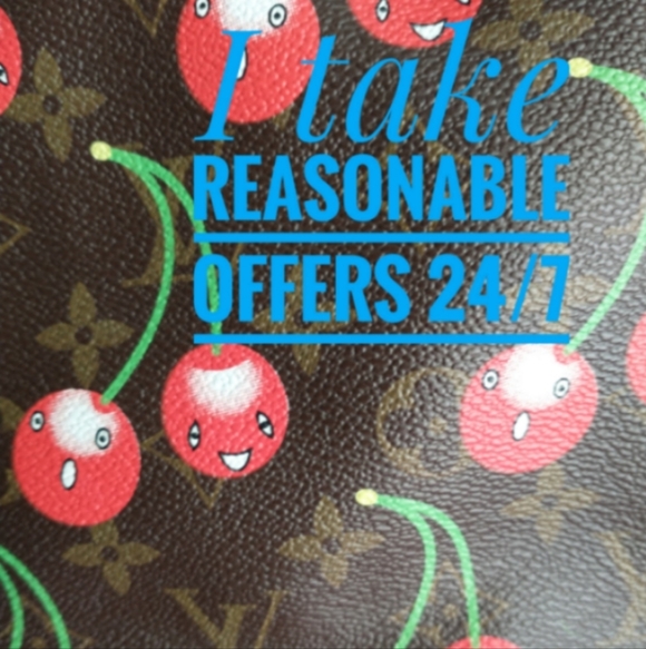 Classic Porcelain Floral Tureen - Picture 9 of 9